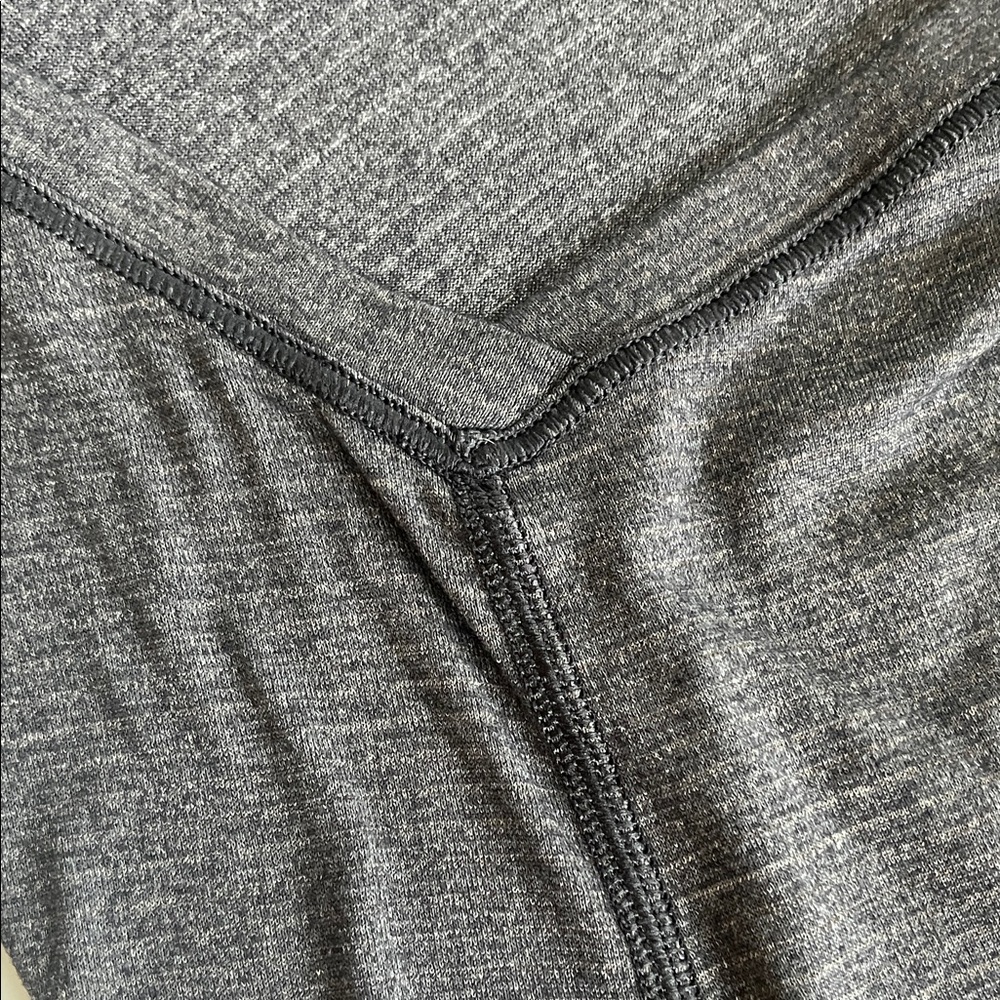 Lululemon Athletica Tank Top Size 8 Charcoal Striped Racerback Split Back - Picture 11 of 11